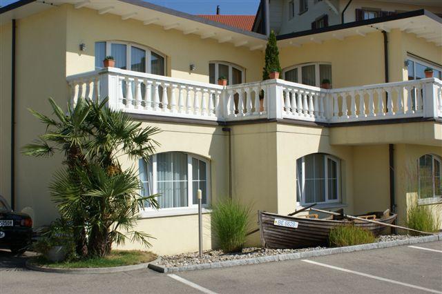 Restaurant-Hotel Seeblick Morigen Exterior photo
